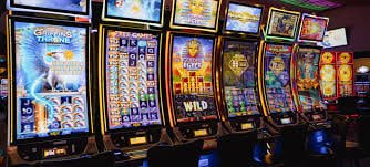 sojutoto platform interface showing integrated sportsbook, live casino, and slots markets